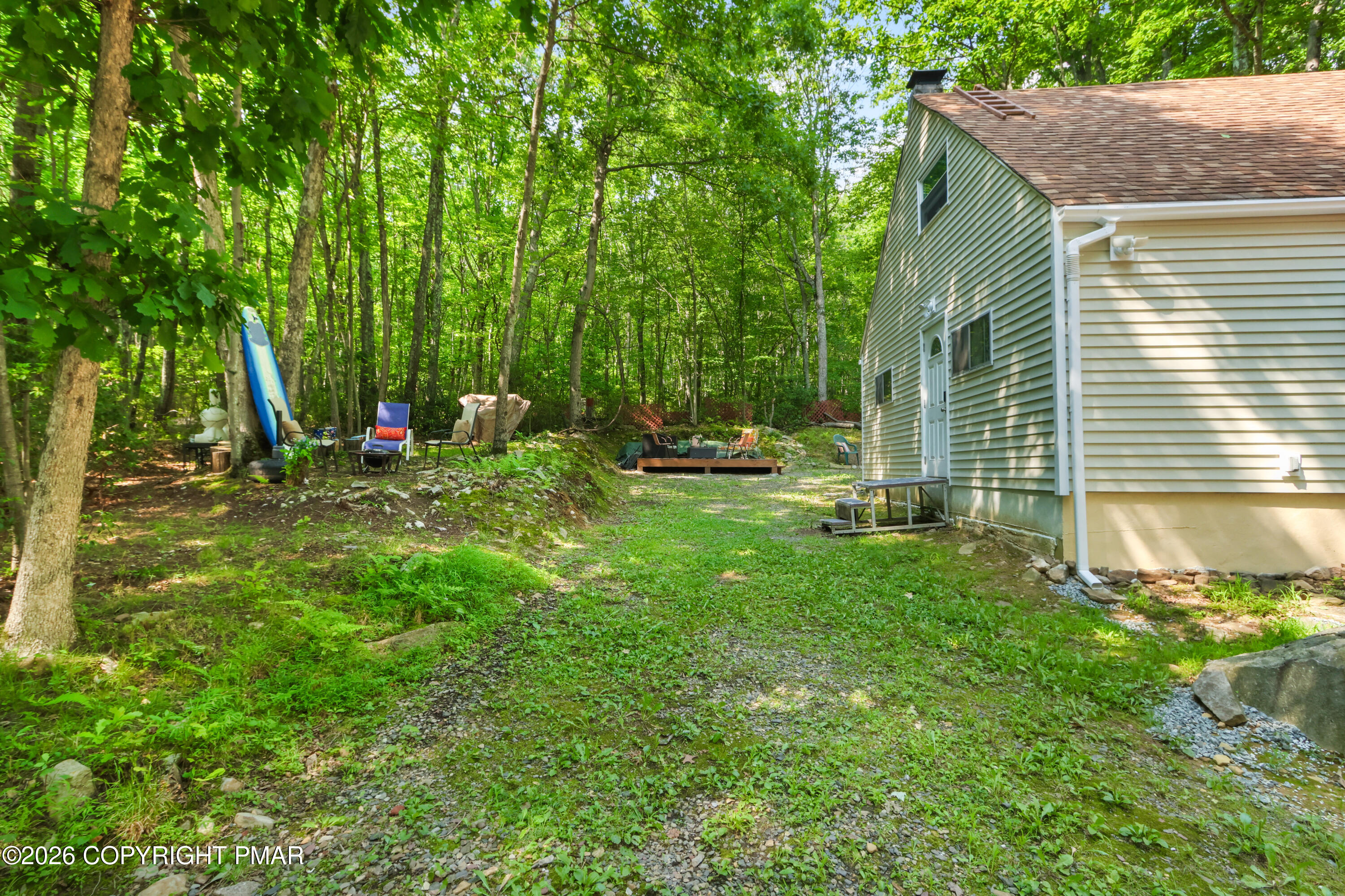 9387 Sherwood Drive Property Photo 3