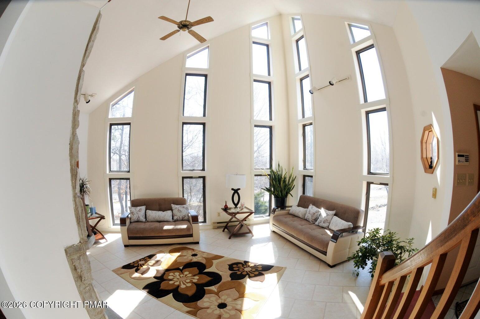 3105 Red Fox Lane Property Photo 2