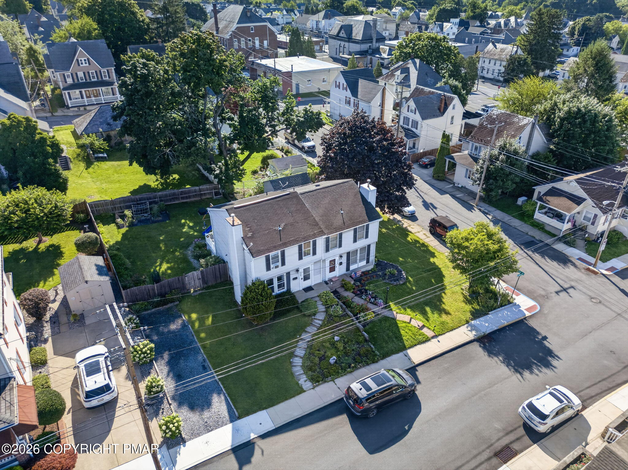 106 N Lobb Avenue Property Photo 10