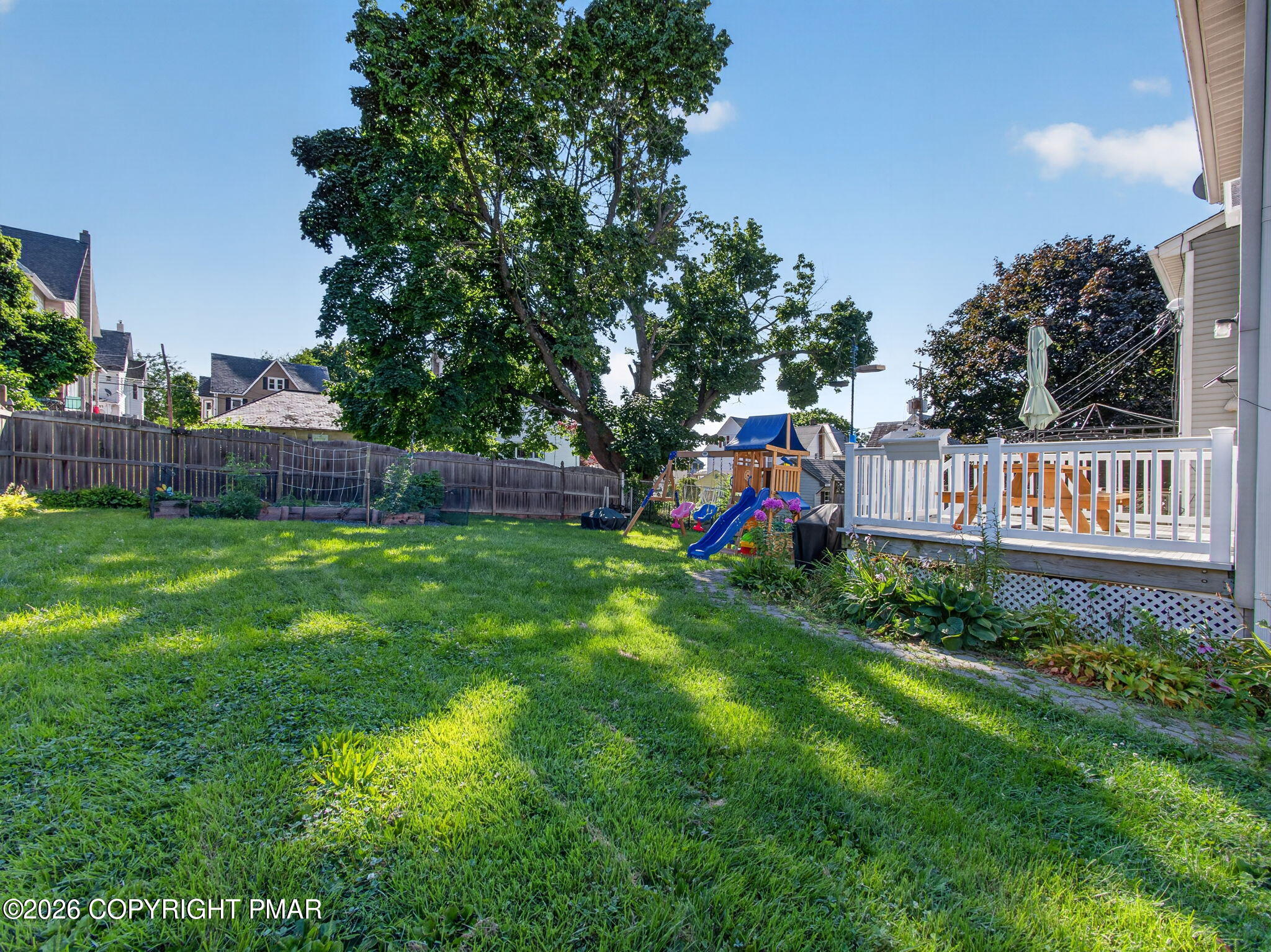 106 N Lobb Avenue Property Photo 17