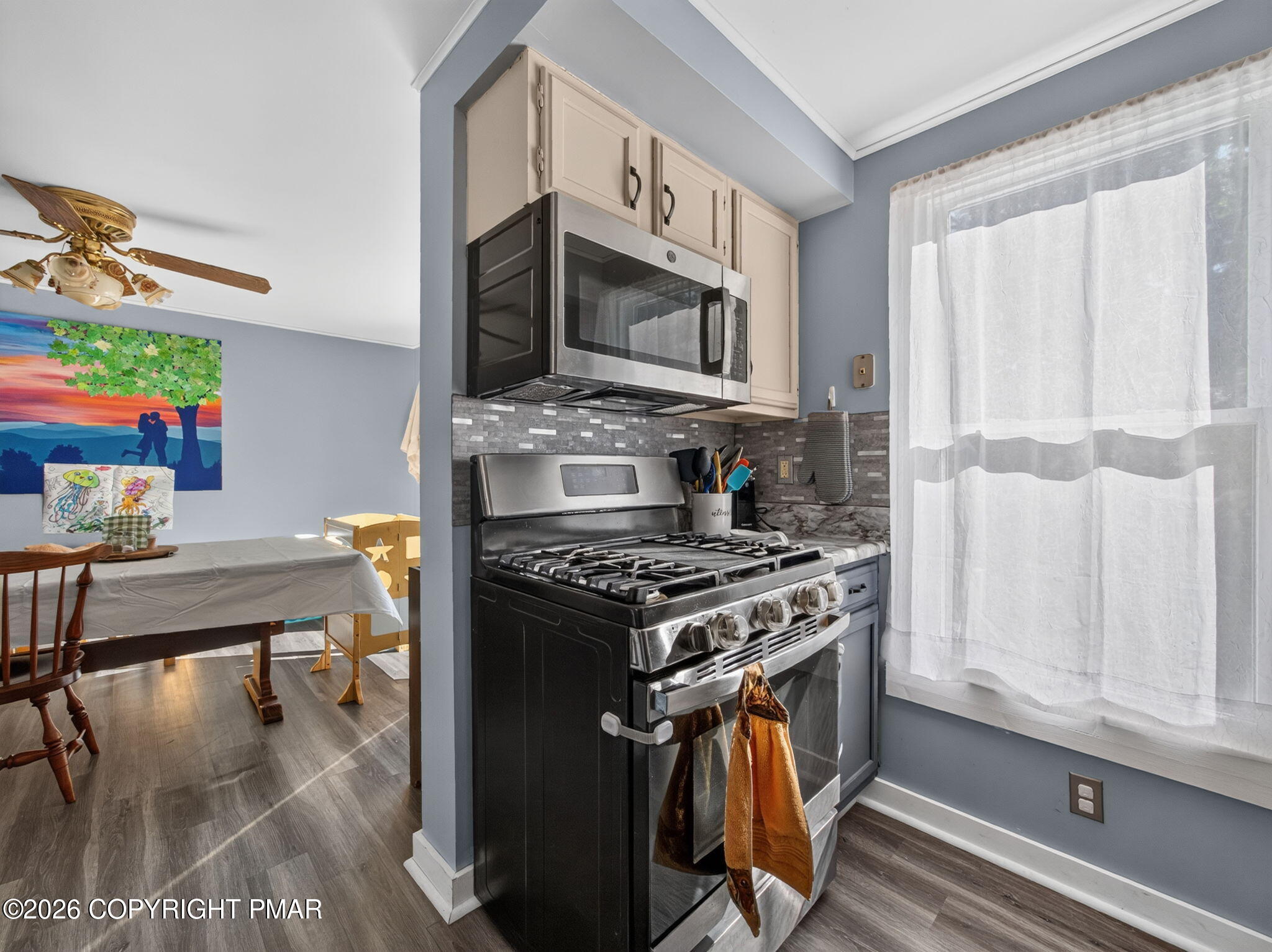 106 N Lobb Avenue Property Photo 37