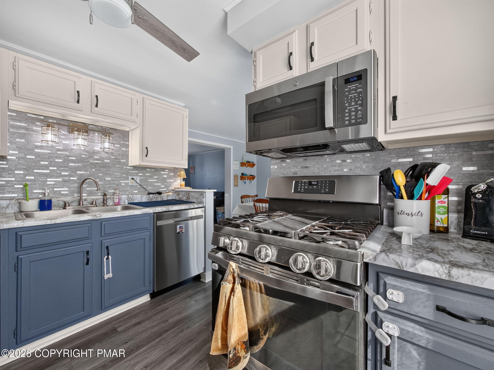 106 N Lobb Avenue Property Photo 38