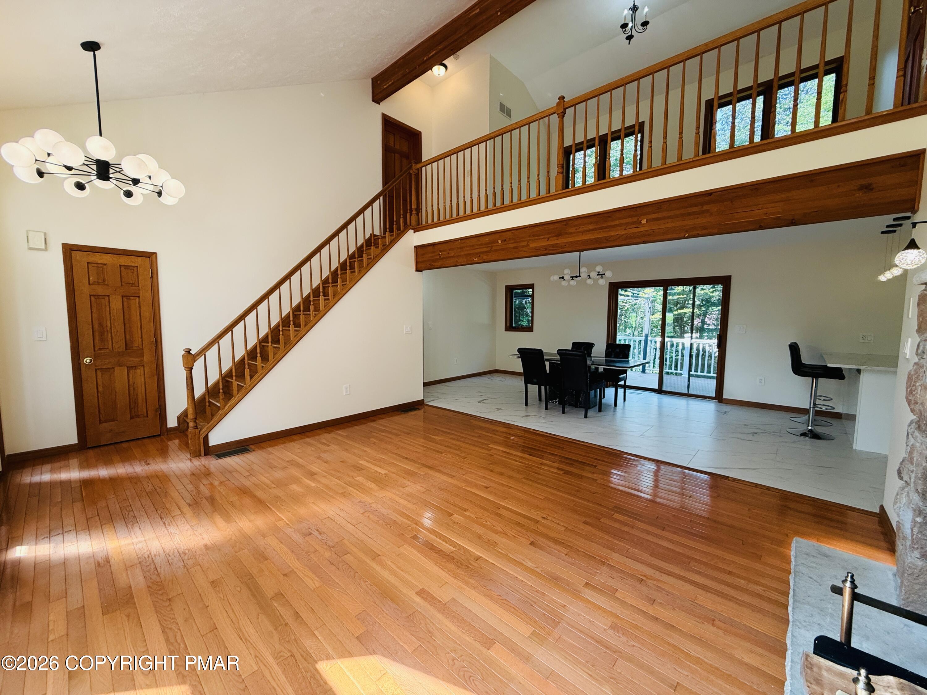 4160 Hickory Road Property Photo 8