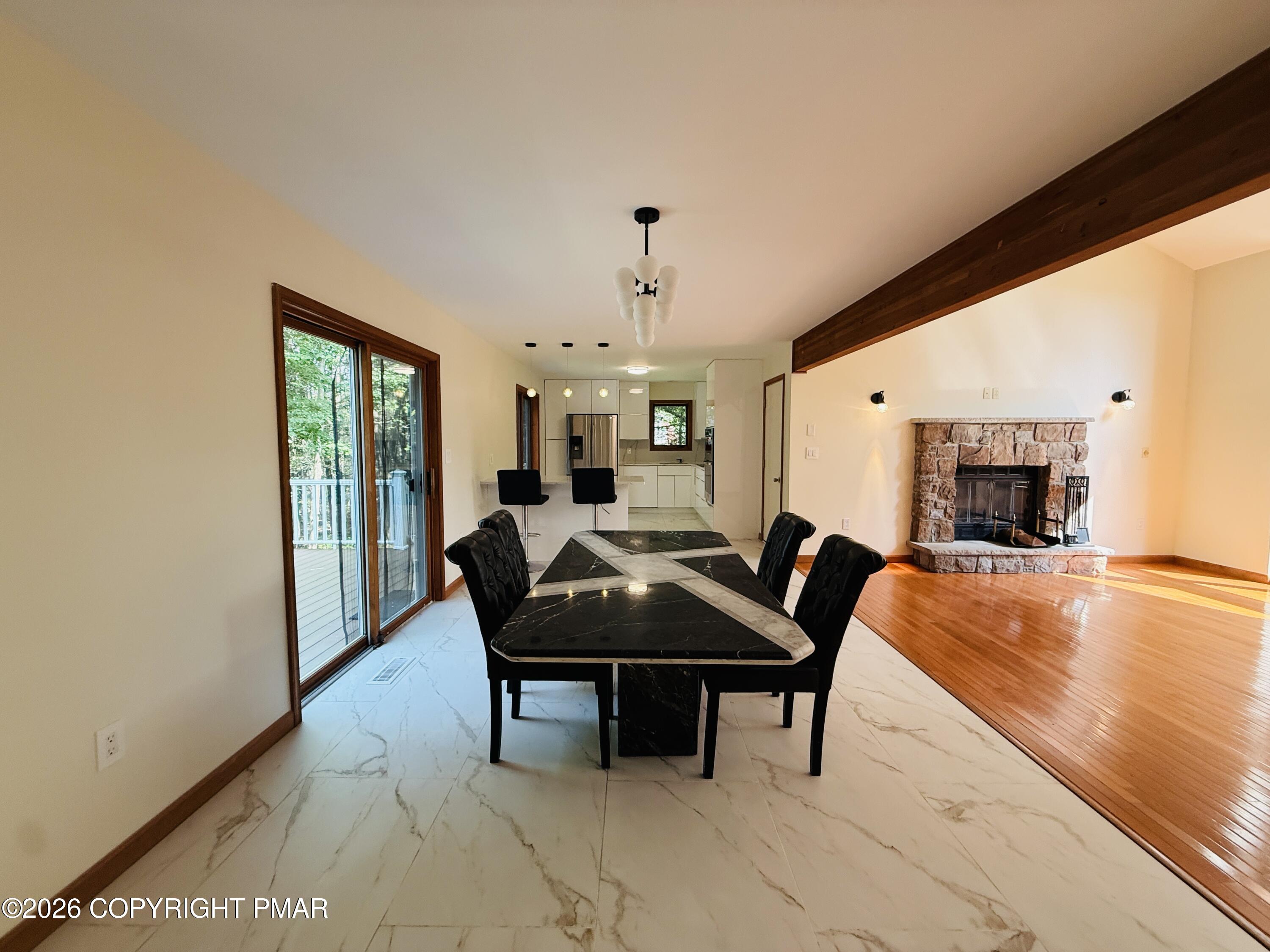 4160 Hickory Road Property Photo 12