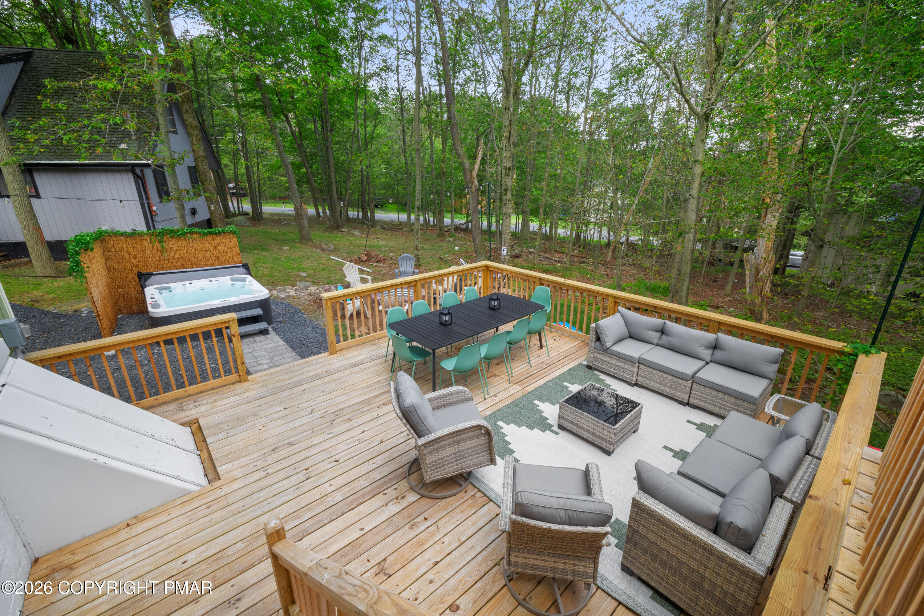 1403 Waterfront Drive Property Photo 8