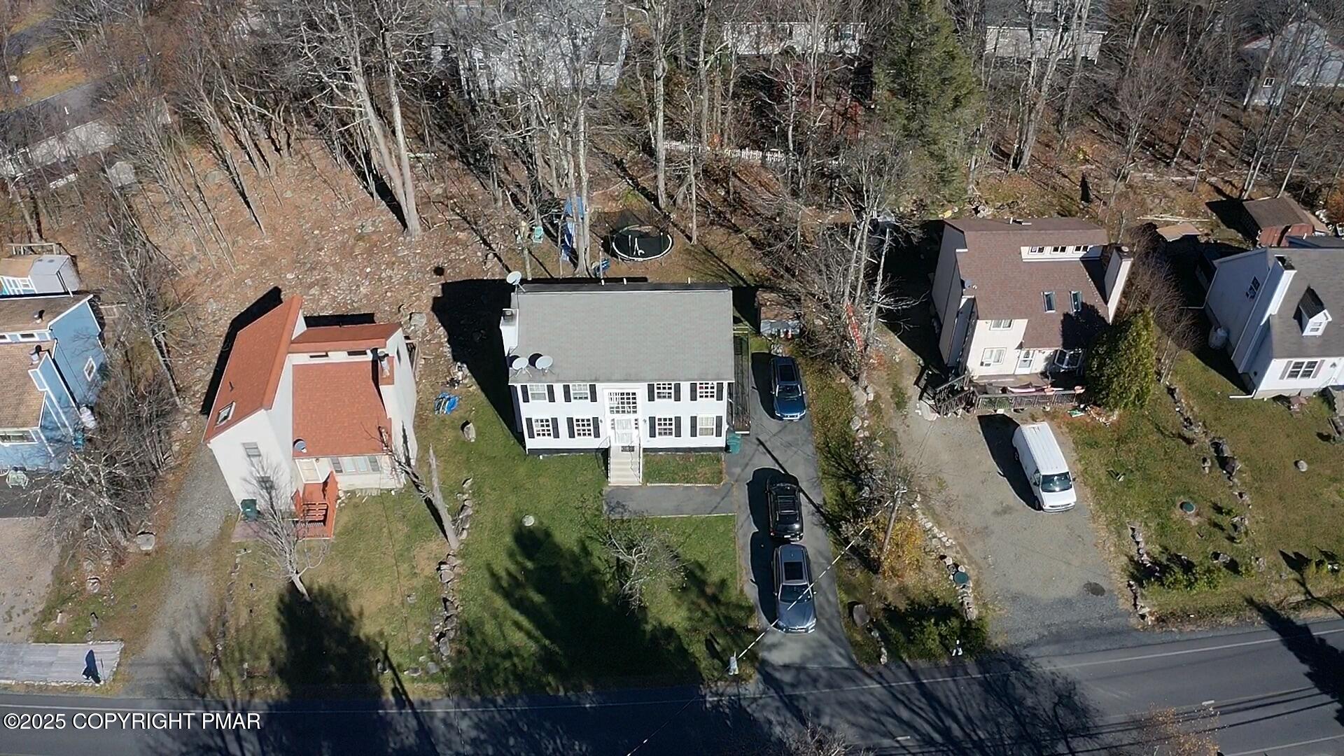 9043 Idlewild Drive Property Photo 3