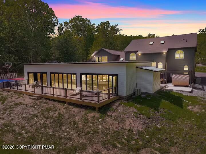 406 Iroquois Loop Property Photo 5