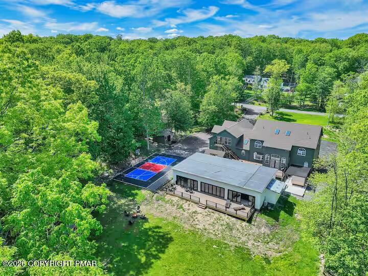 406 Iroquois Loop Property Photo 7