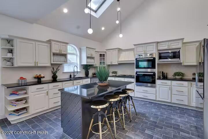 406 Iroquois Loop Property Photo 18