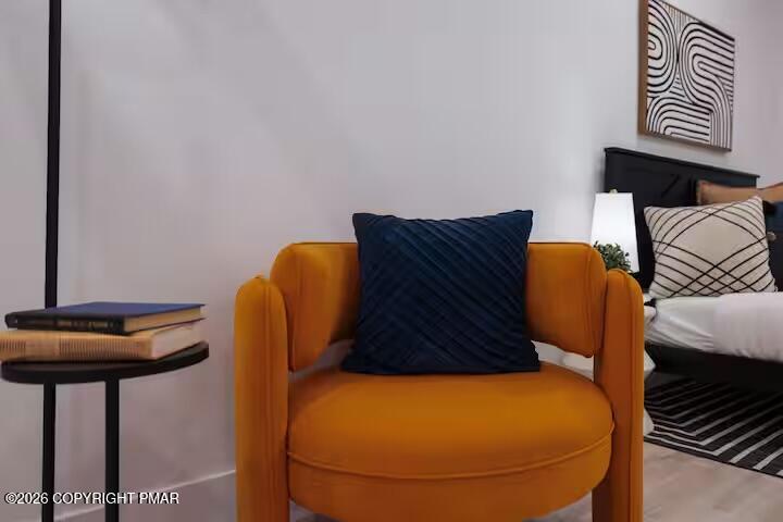 406 Iroquois Loop Property Photo 34