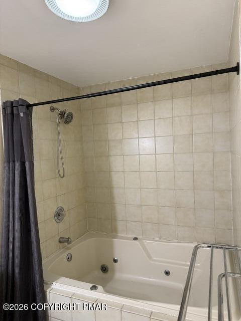 328 Crewe Court Property Photo 6