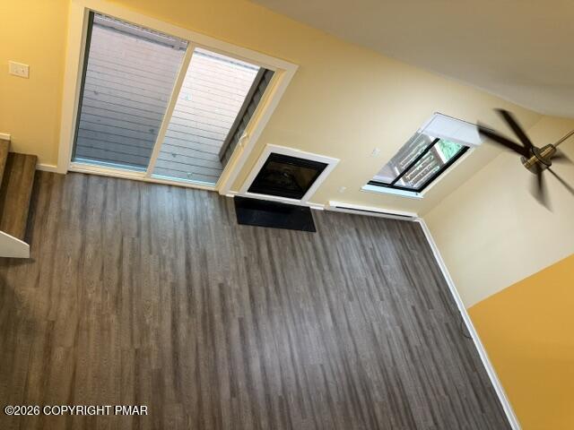 328 Crewe Court Property Photo 12