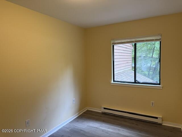 328 Crewe Court Property Photo 14