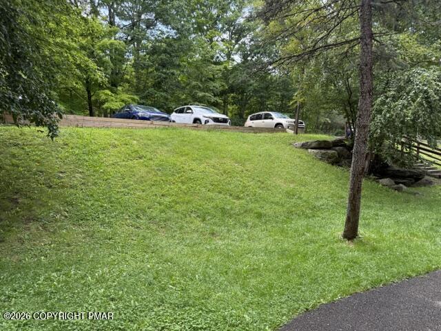 328 Crewe Court Property Photo 19