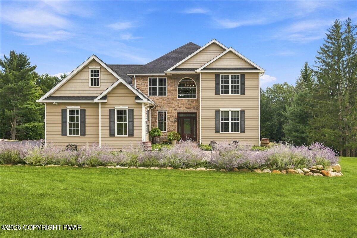 724 Silver Fox Lane Property Photo 1