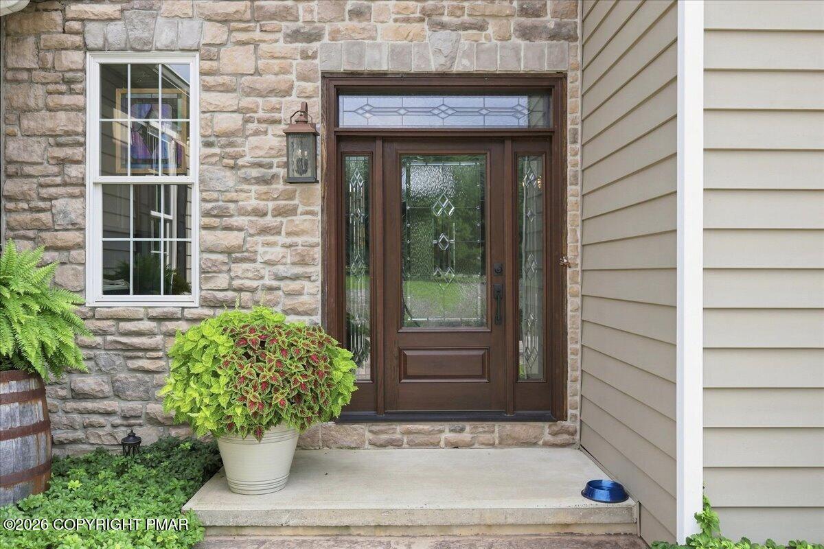 724 Silver Fox Lane Property Photo 4