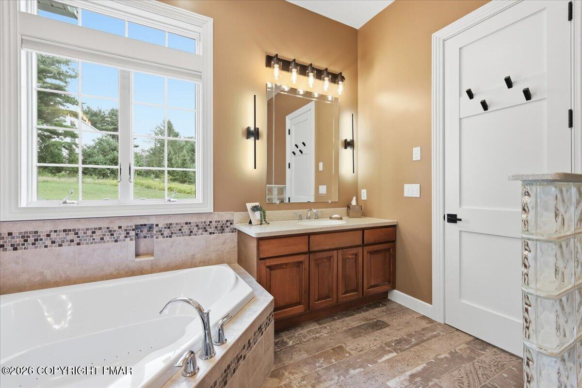 724 Silver Fox Lane Property Photo 27