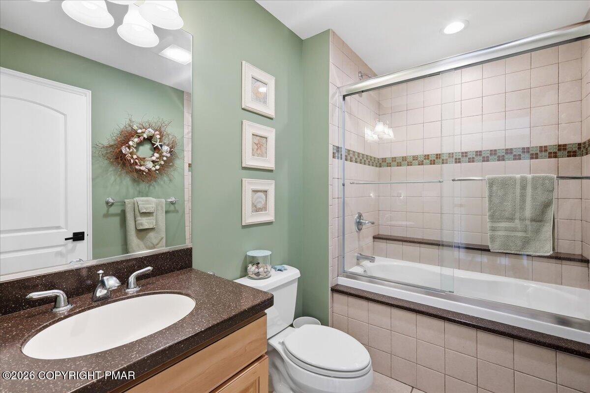 724 Silver Fox Lane Property Photo 32
