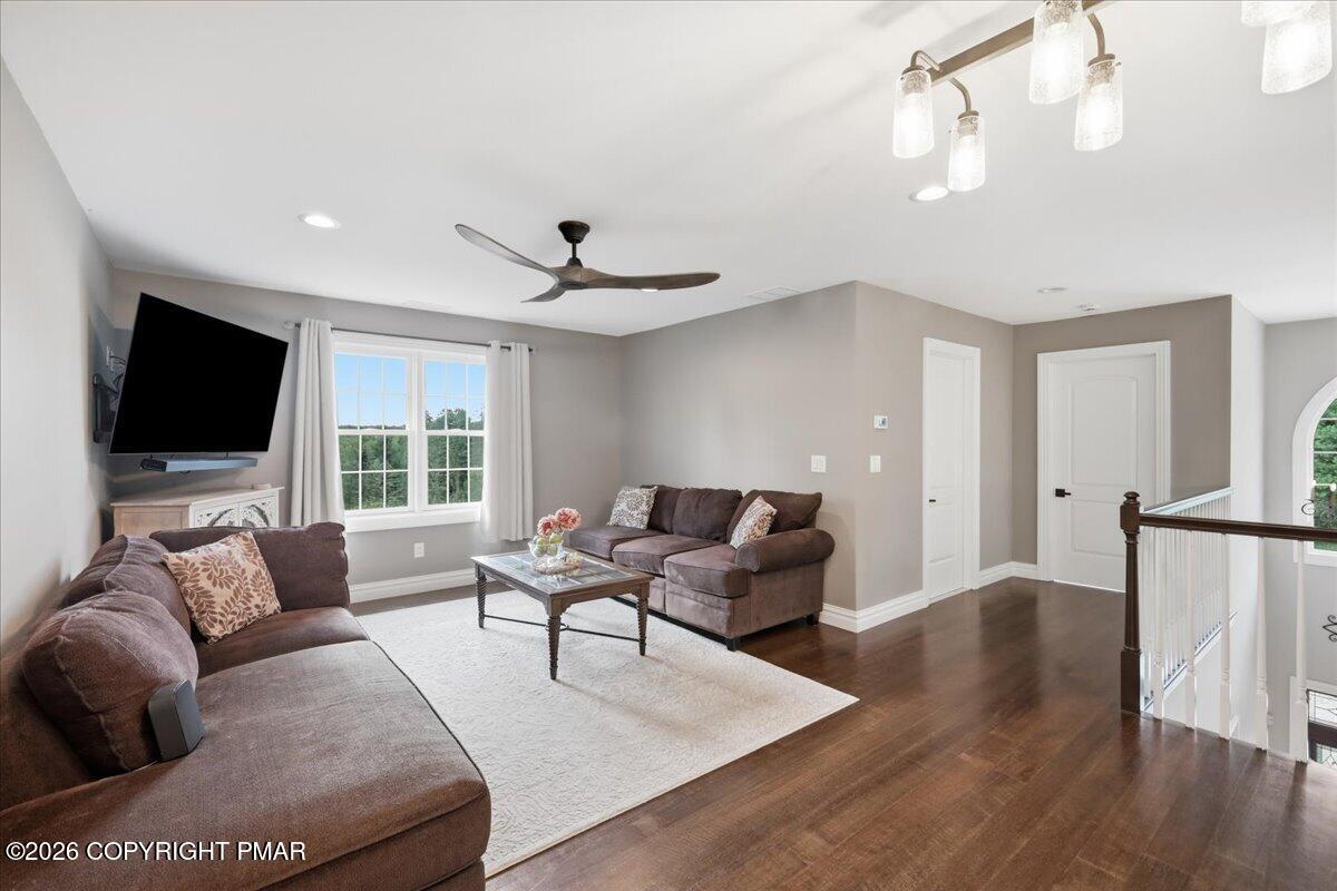 724 Silver Fox Lane Property Photo 35