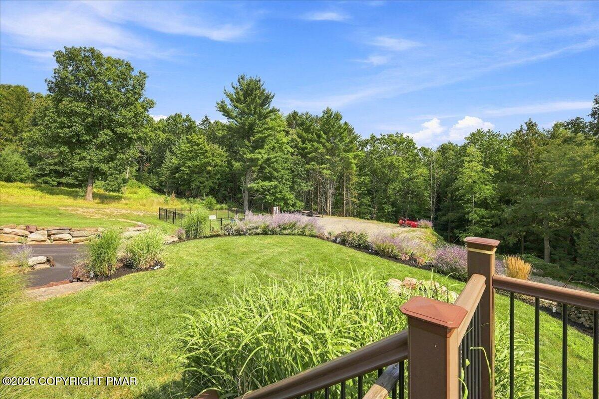 724 Silver Fox Lane Property Photo 45