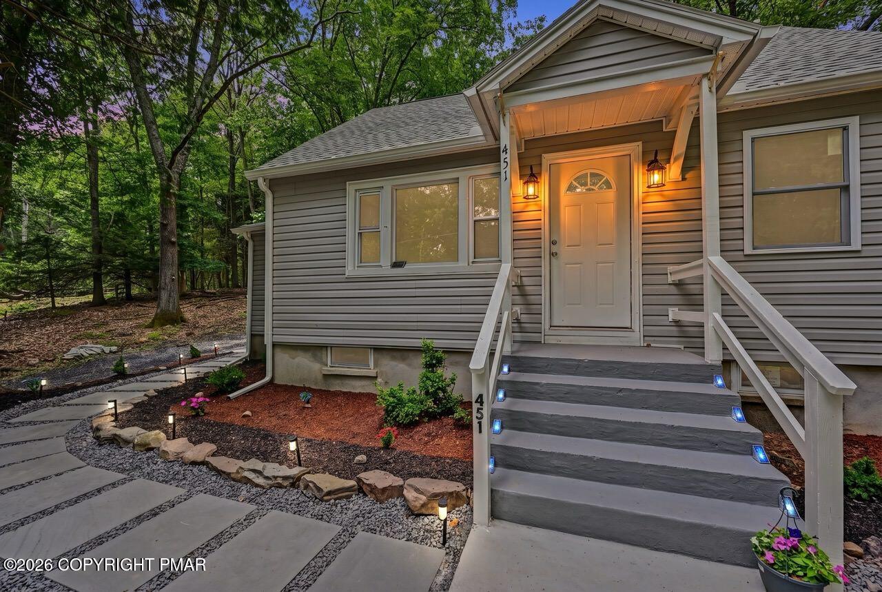 451 Wooddale Road Property Photo 3