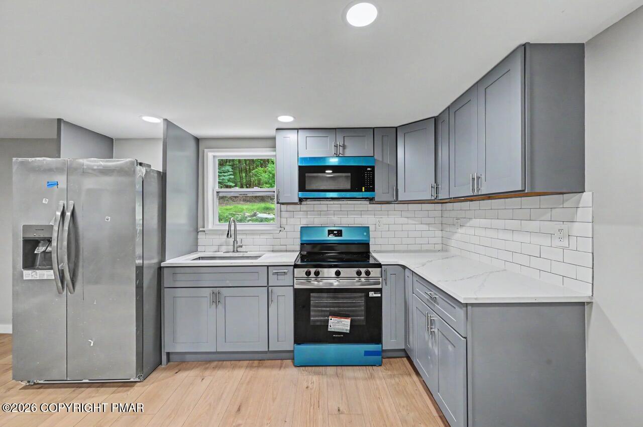 451 Wooddale Road Property Photo 6