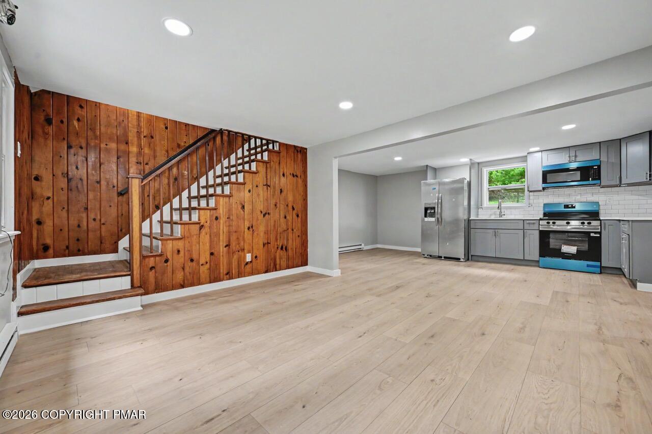 451 Wooddale Road Property Photo 10