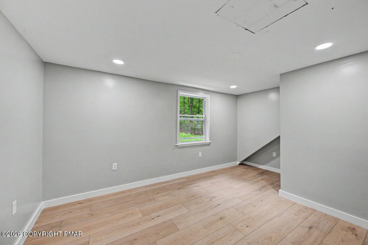 451 Wooddale Road Property Photo 22