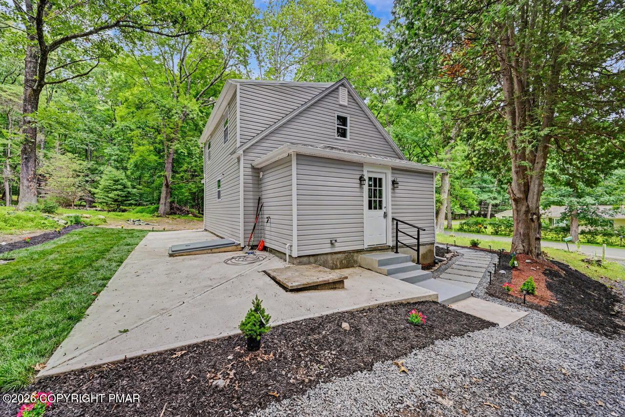 451 Wooddale Road Property Photo 36