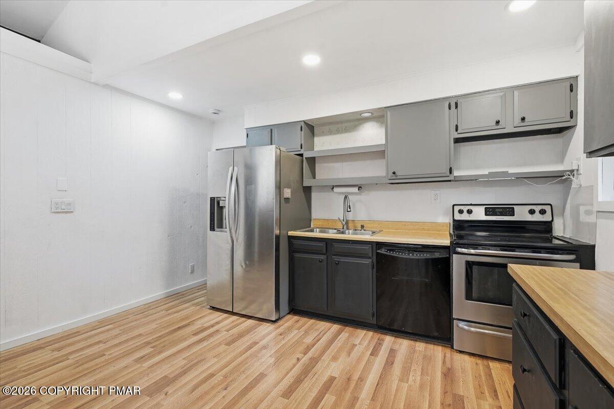 198 Edinburgh Road Property Photo 26
