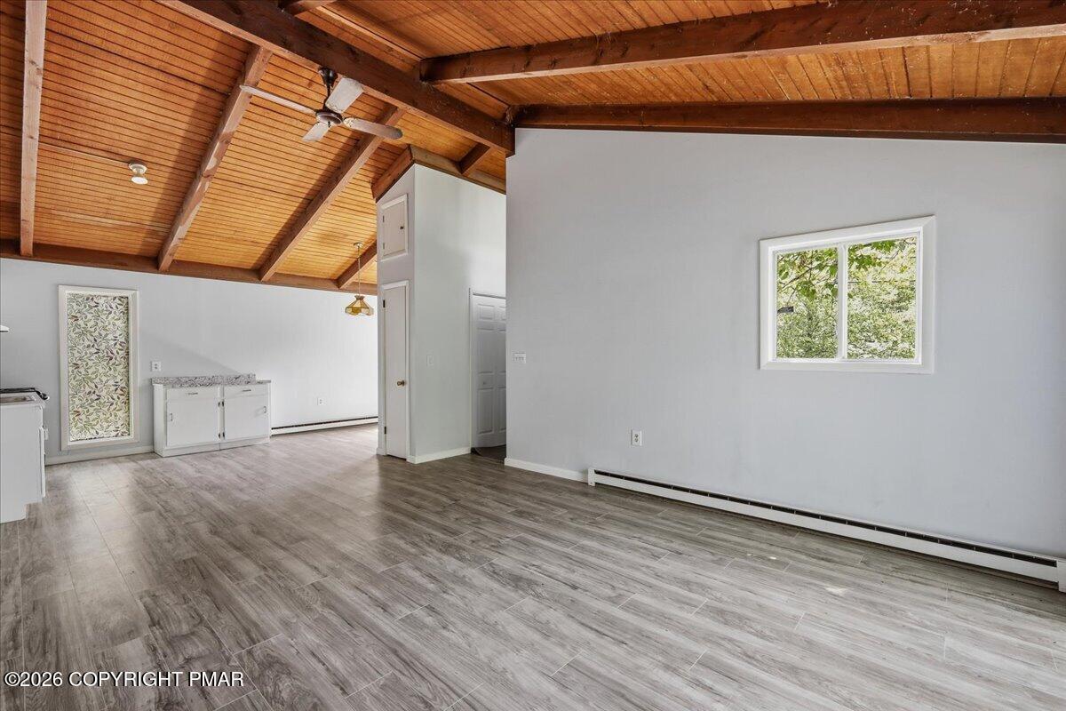 4774 Pine Ridge Drive W Property Photo 4