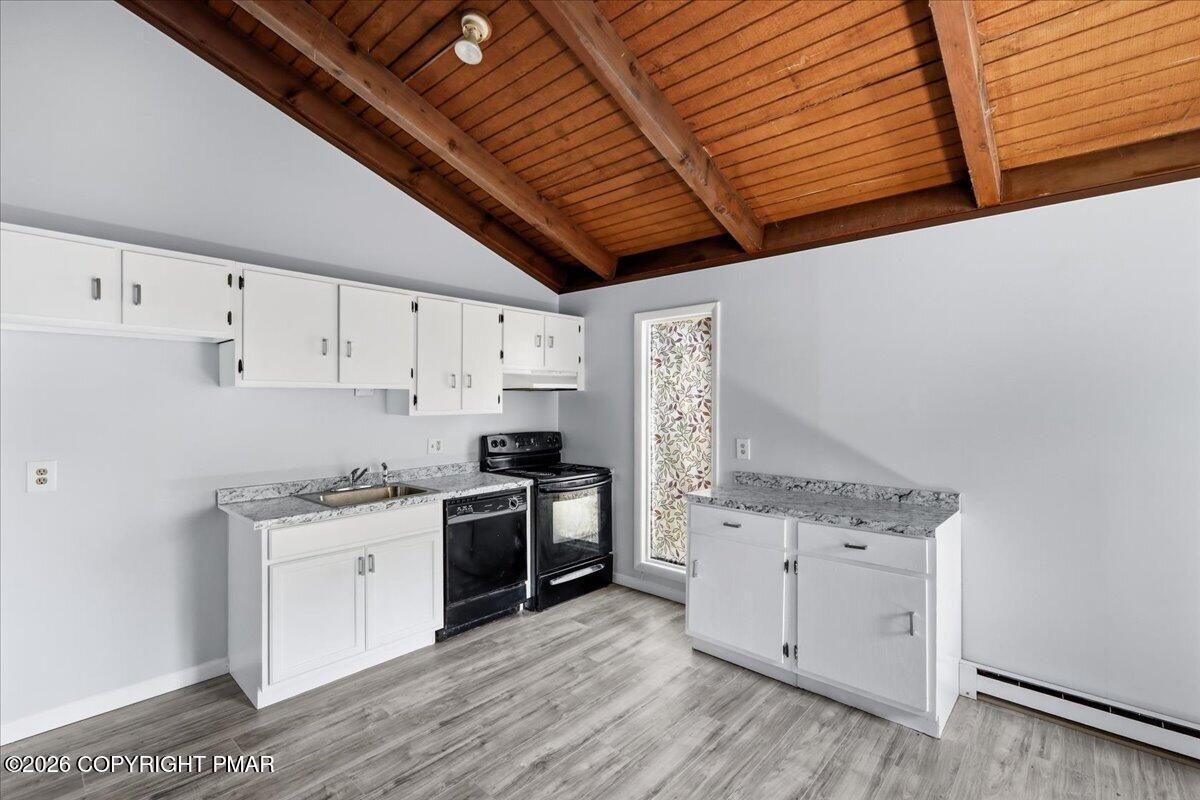 4774 Pine Ridge Drive W Property Photo 6