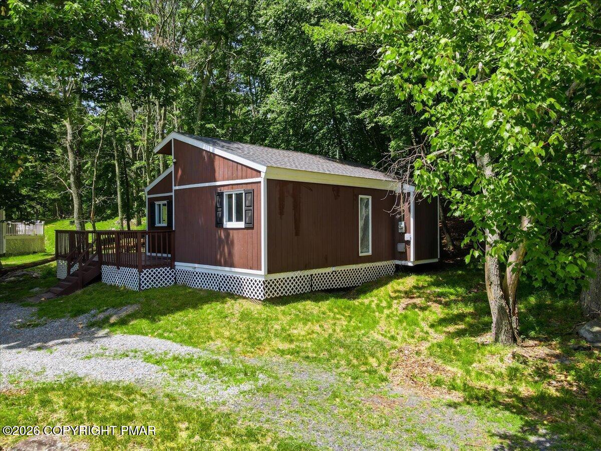 4774 Pine Ridge Drive W Property Photo 18