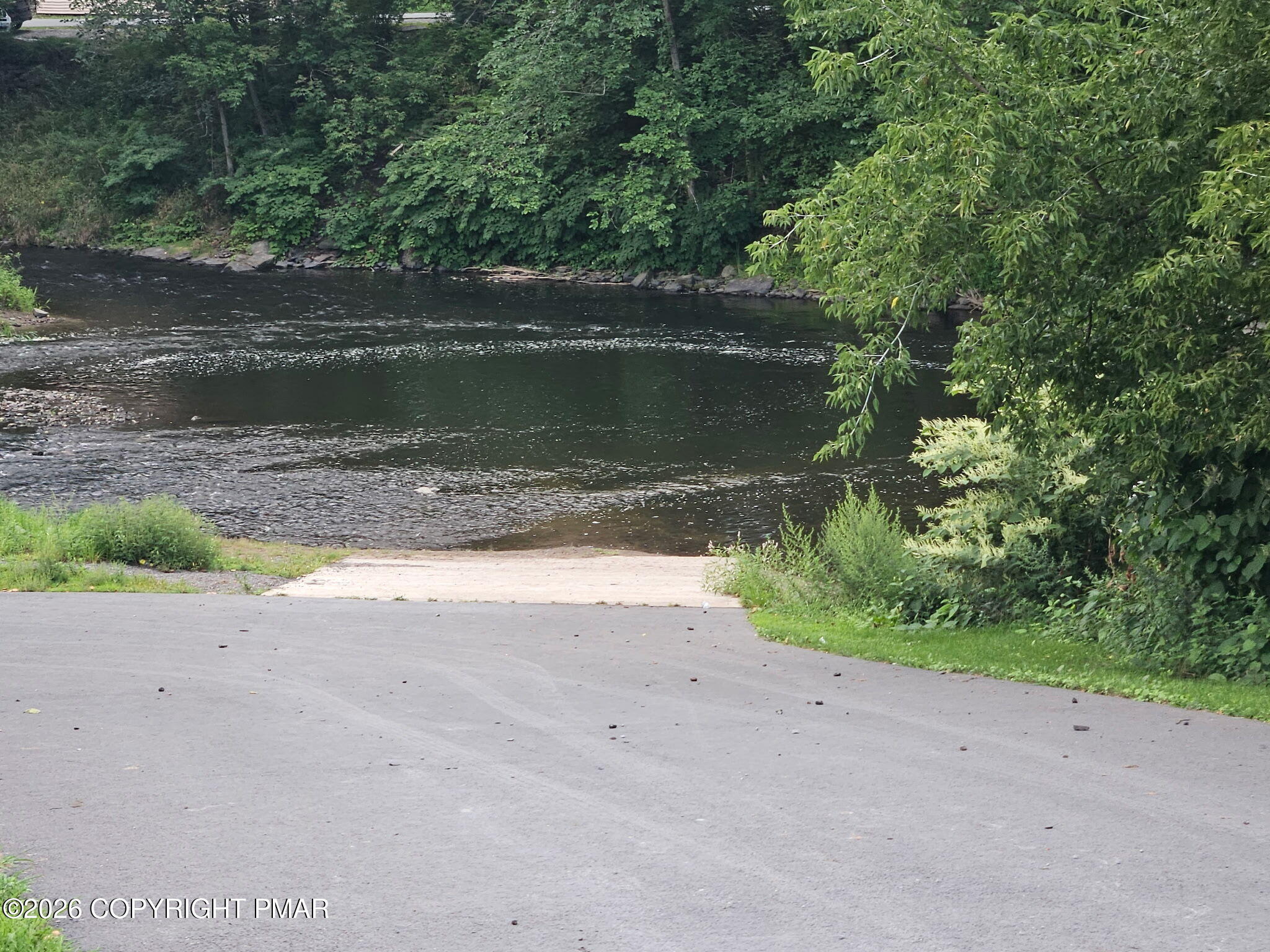 455 Riverside Drive Property Photo 7
