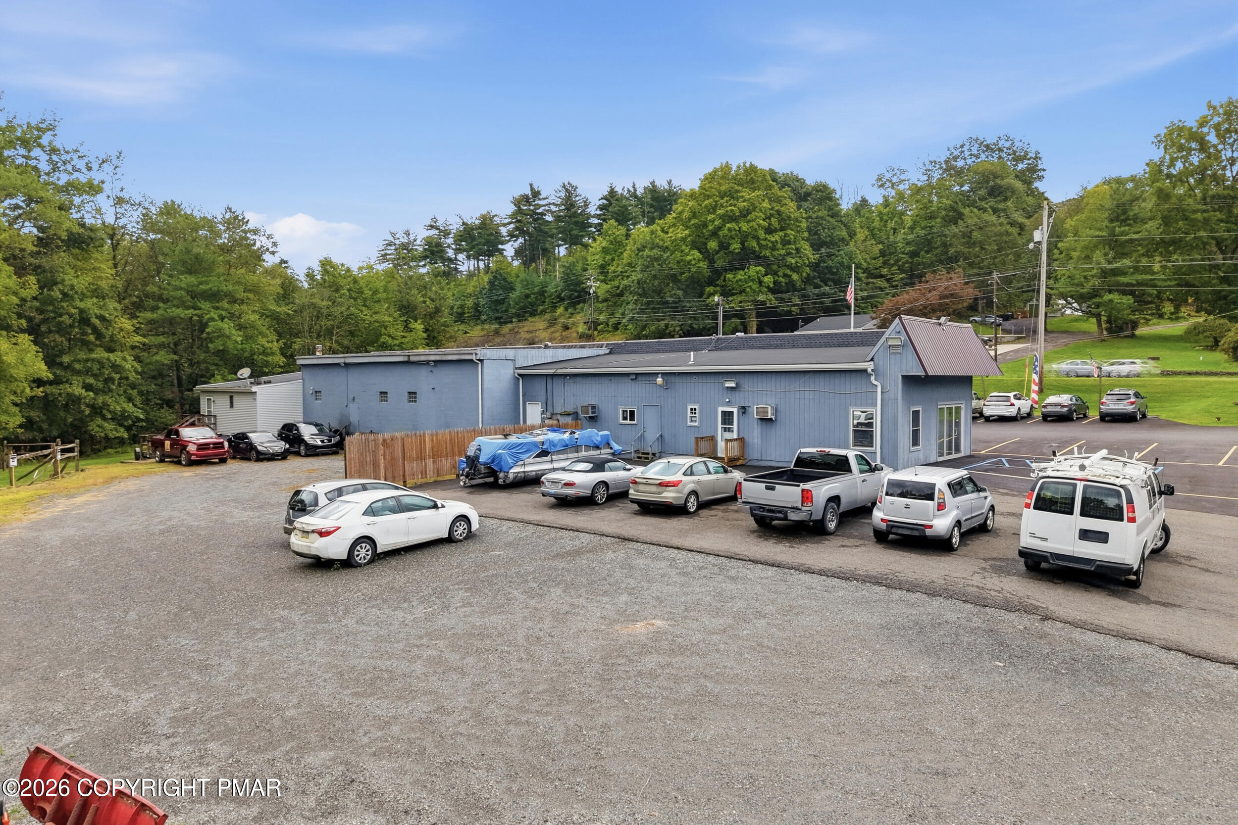 106 Camellia Road Property Photo 5