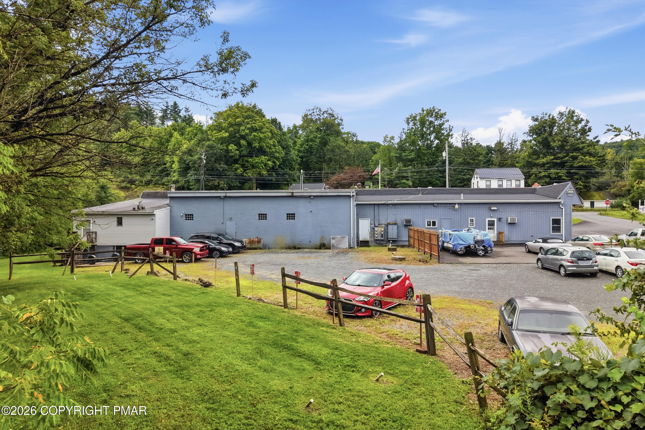 106 Camellia Road Property Photo 6