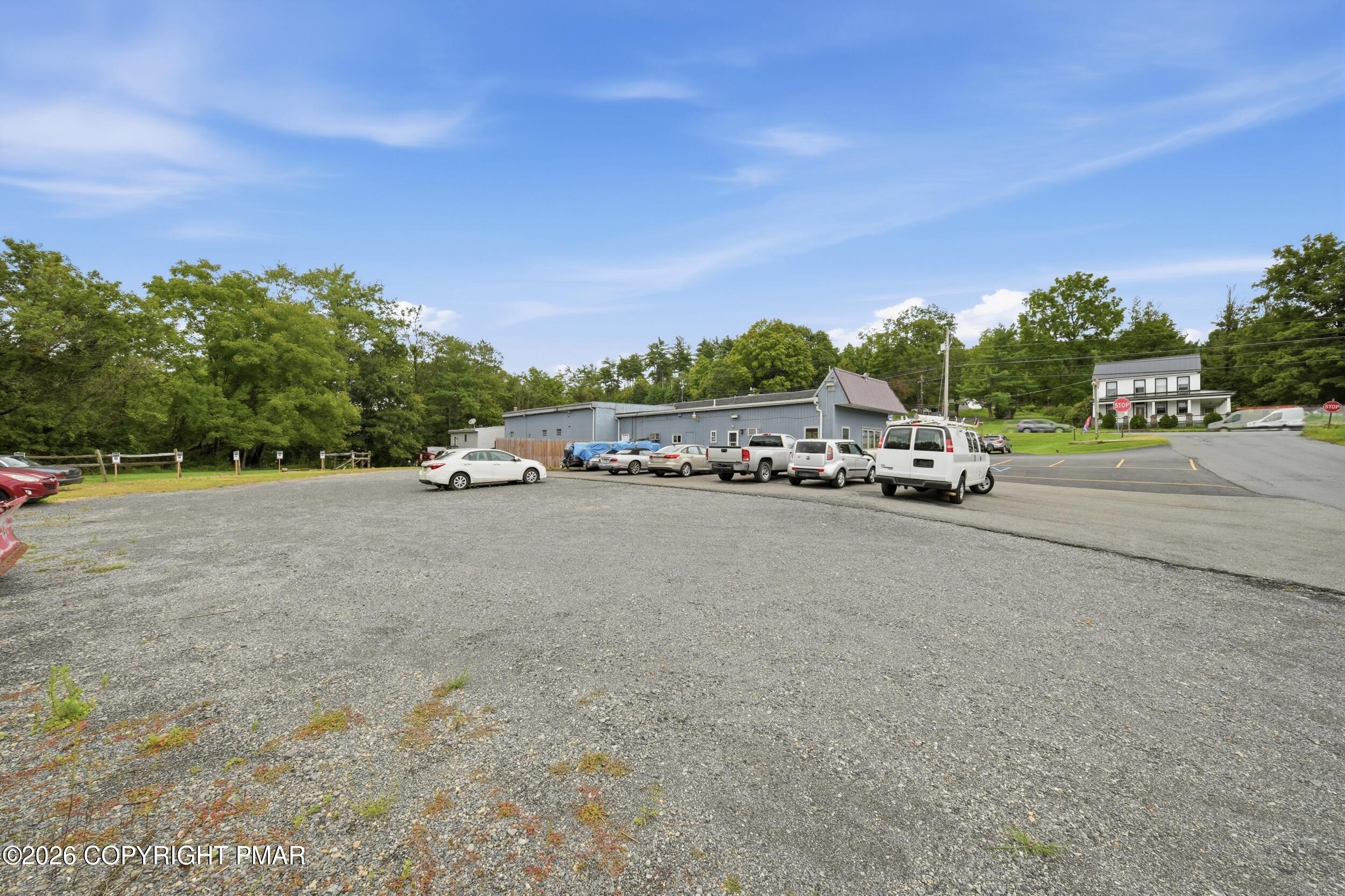 106 Camellia Road Property Photo 18
