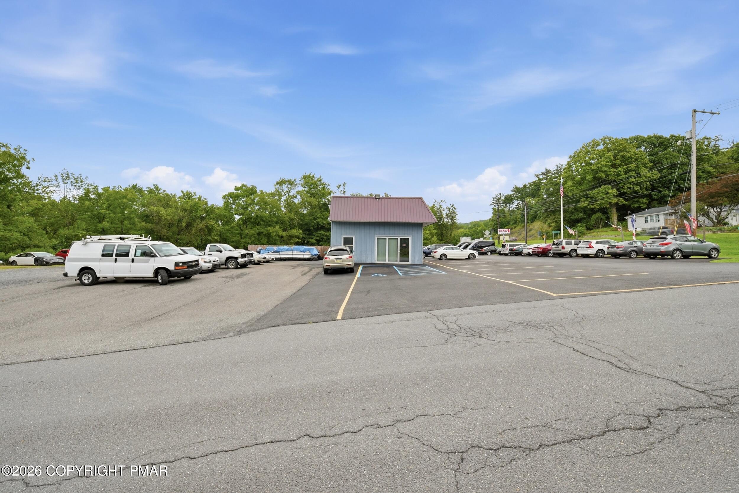 106 Camellia Road Property Photo 20