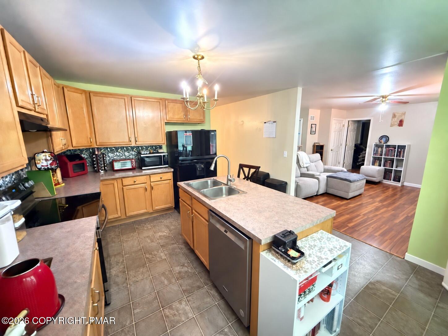 1115 Snowshoe Court Property Photo 18