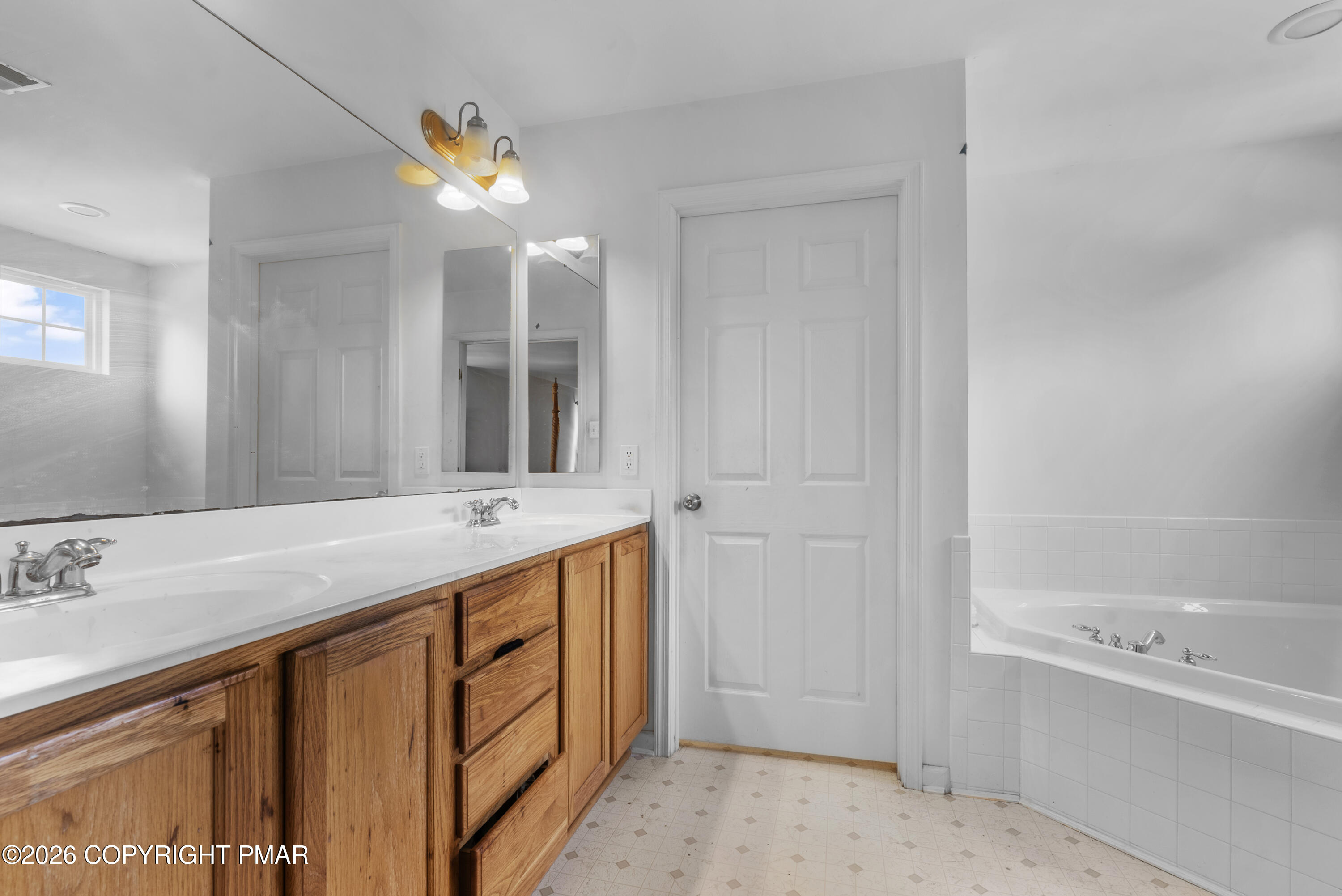 202 Lower Way Road Property Photo 35