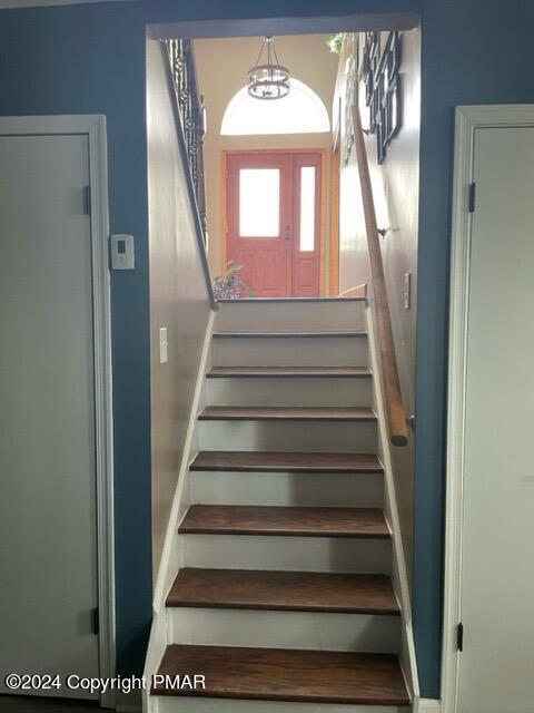 1016 Overlook Trail Property Photo 24
