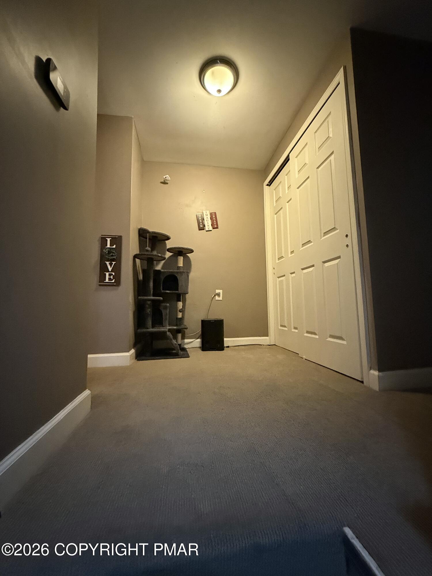 2406 W Emaus Avenue Property Photo 36