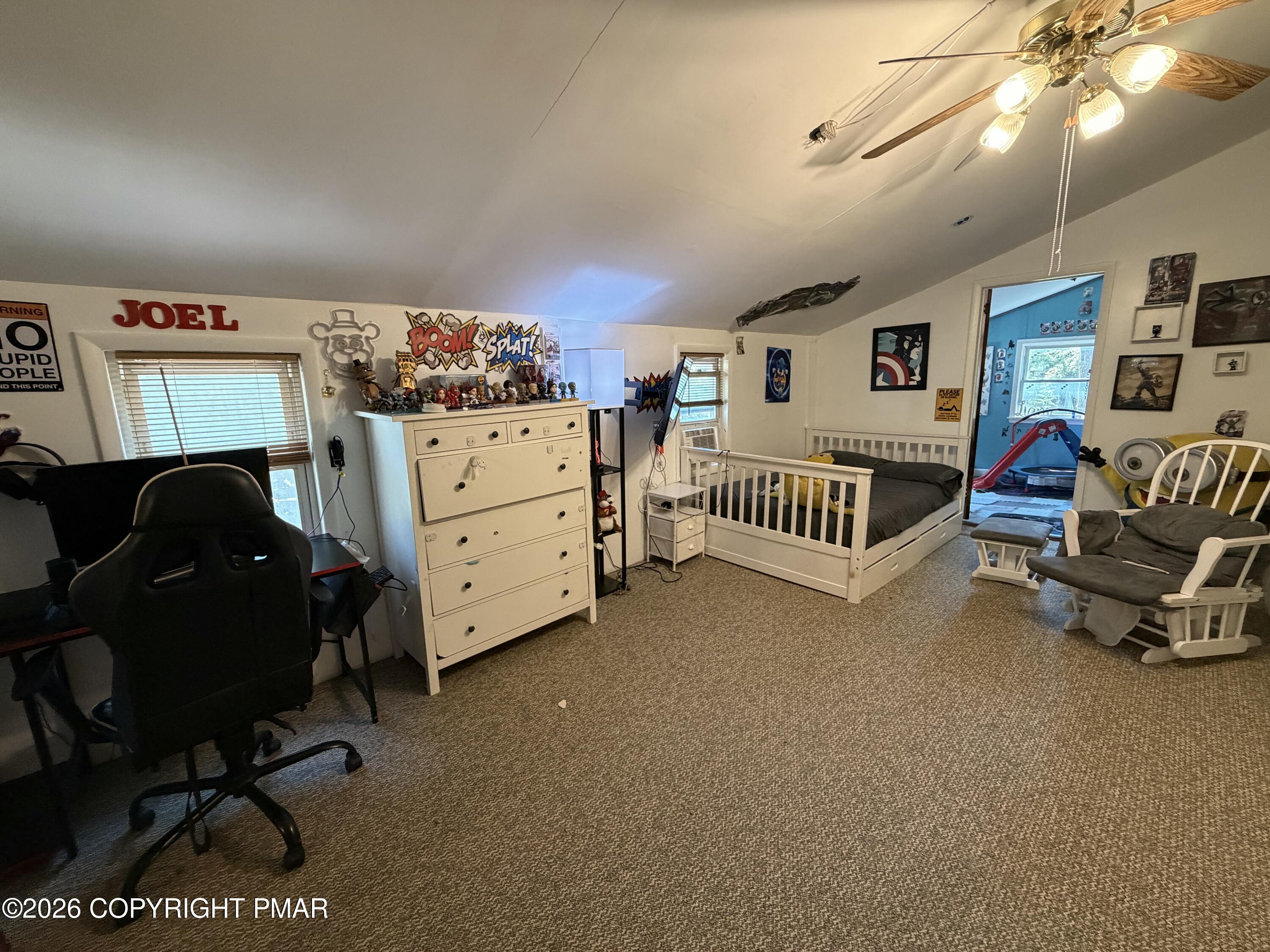 2406 W Emaus Avenue Property Photo 65