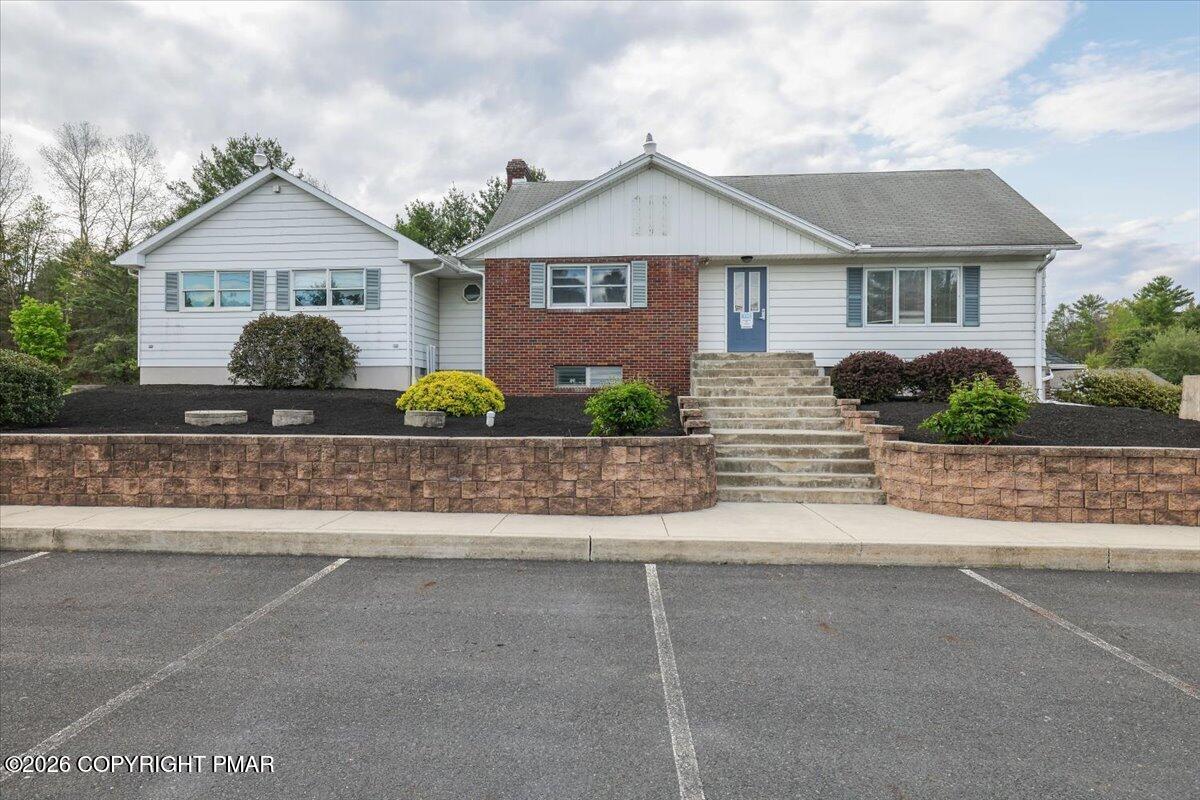 863 Interchange Road Property Photo 1