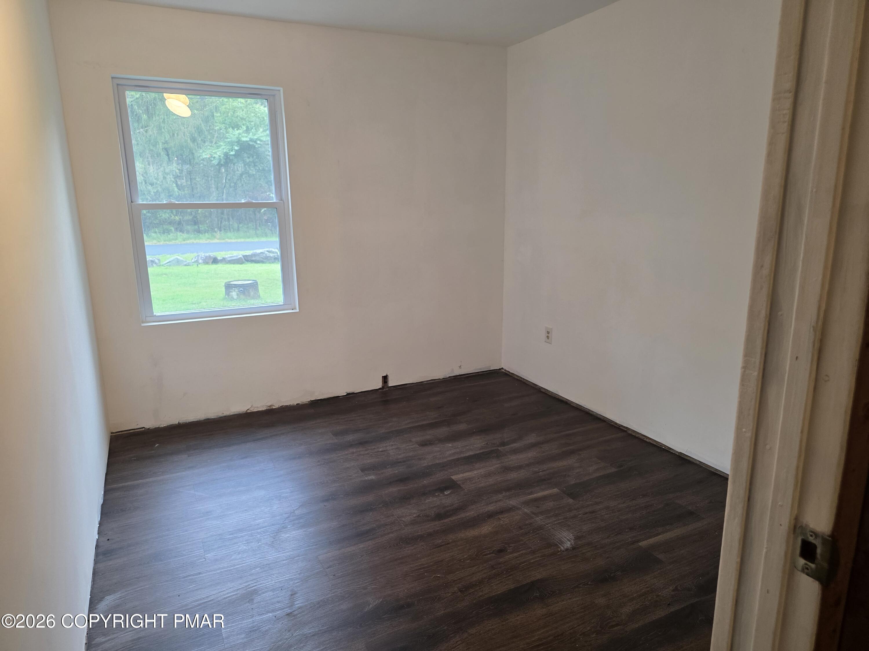9541 Jasmine Drive Property Photo 10