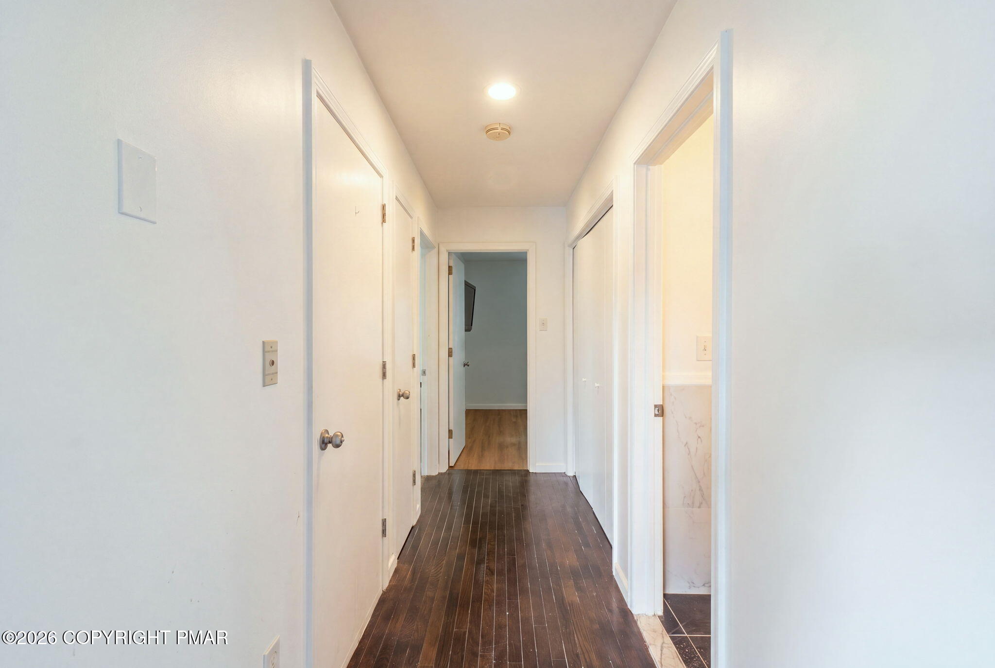 1076 Lancaster Drive Property Photo 10