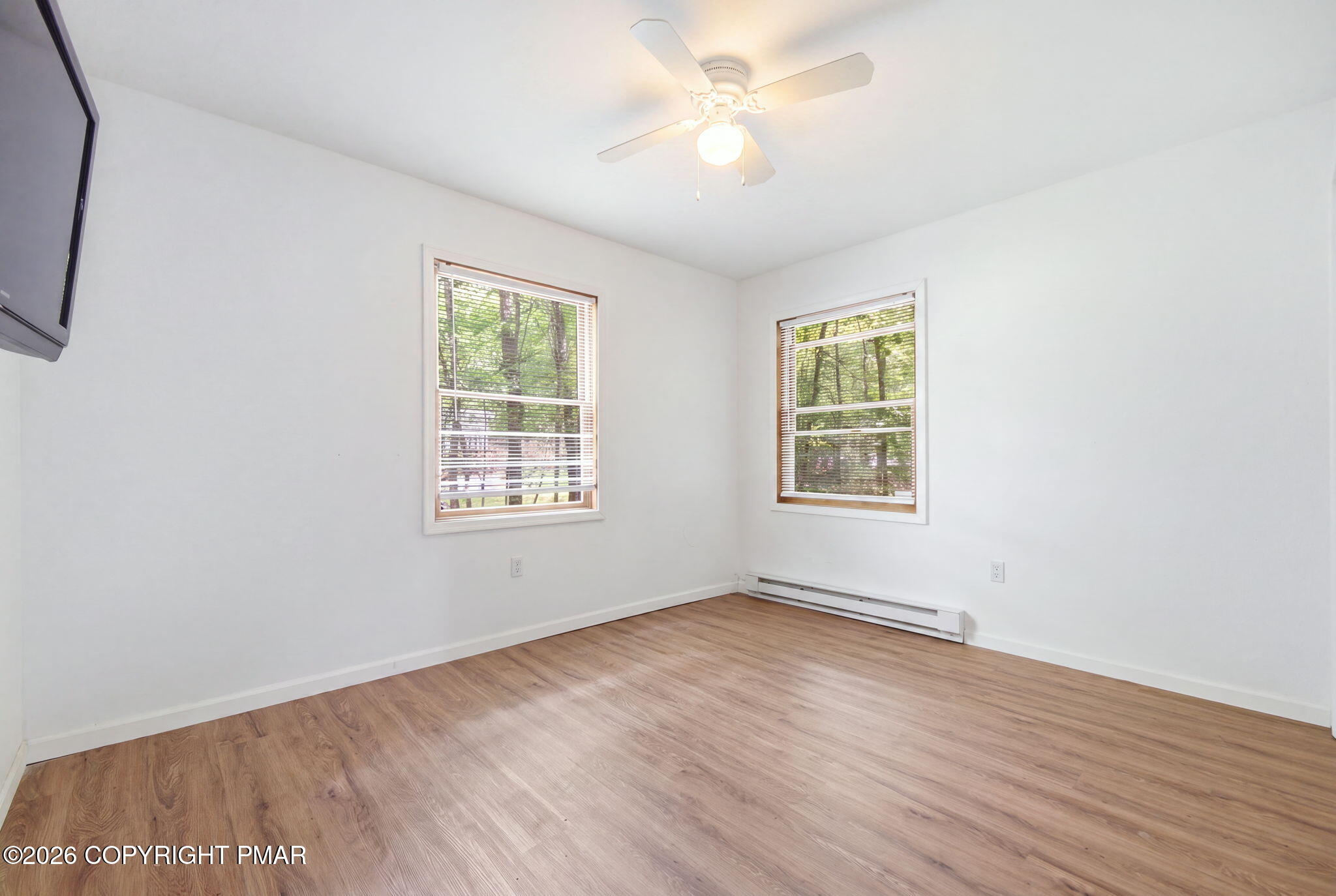 1076 Lancaster Drive Property Photo 12