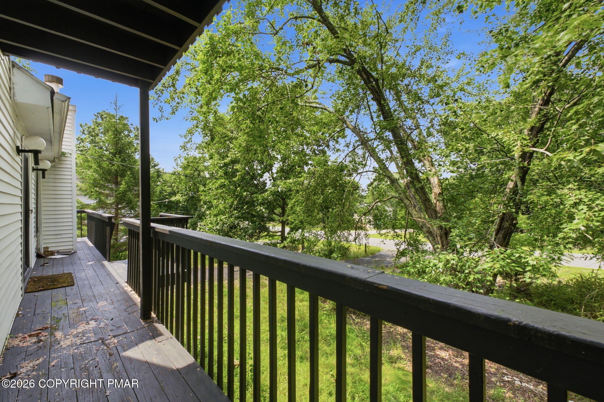 1076 Lancaster Drive Property Photo 31