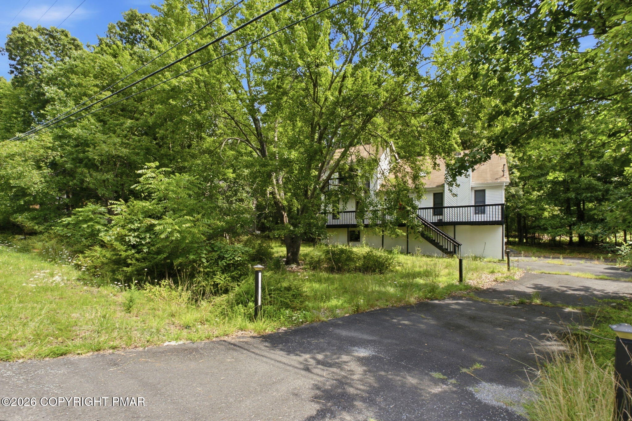 1076 Lancaster Drive Property Photo 32