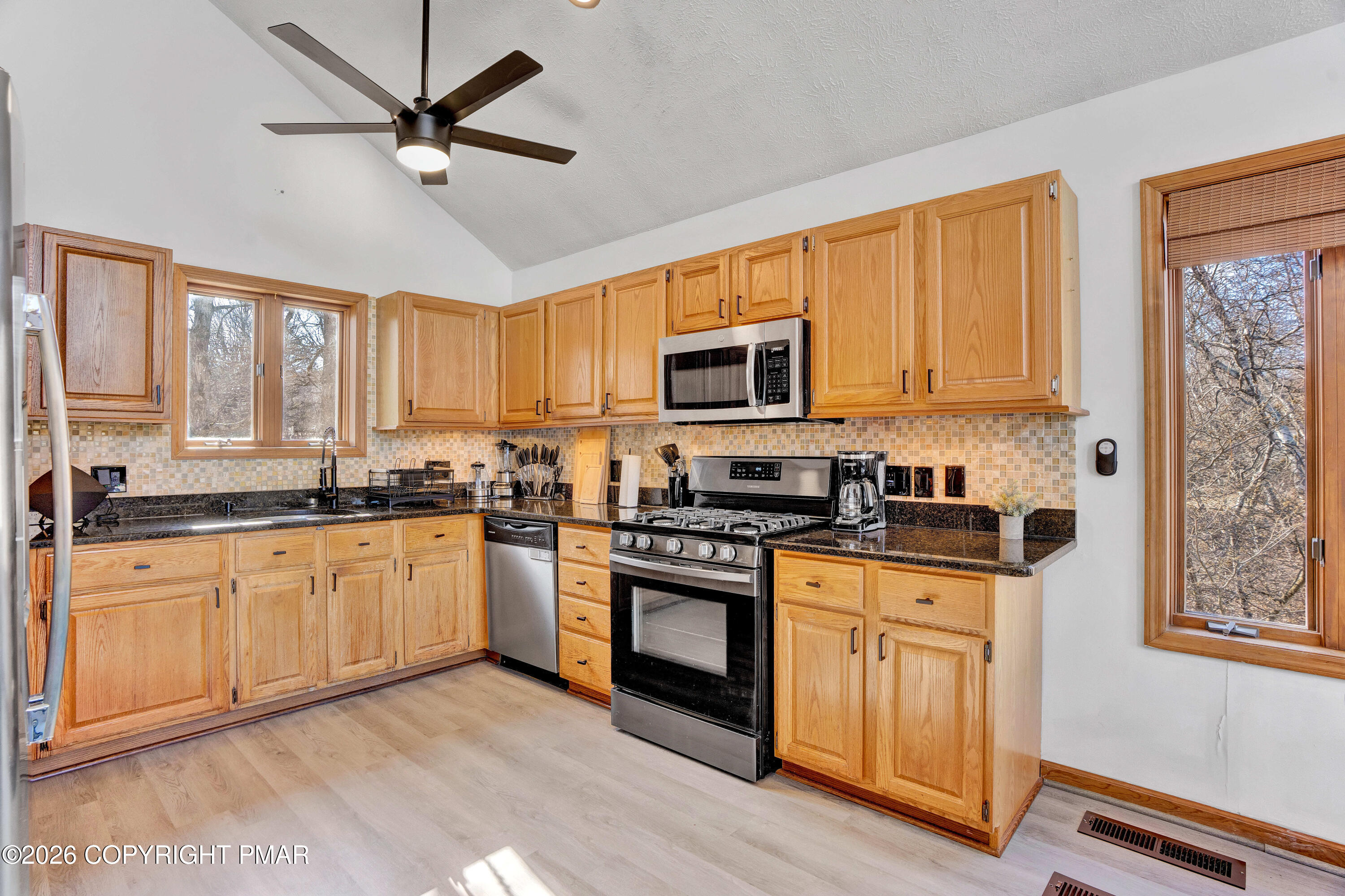 623 Scenic Drive Property Photo 4